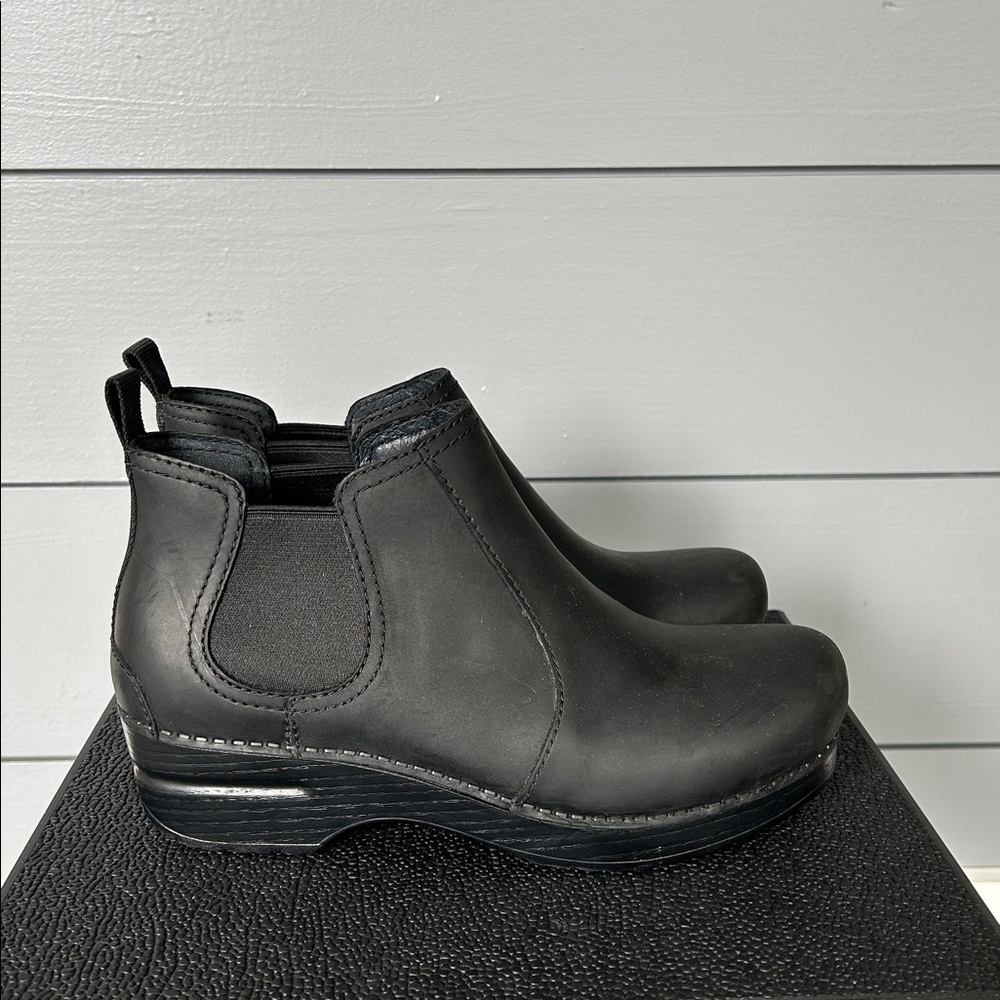 Danskos Frankie Black 38 - Picture 7 of 10